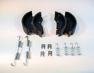 Handbromsbackar släp